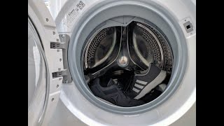 How to Clean Sneakers in a Samsung Washing Machine [upl. by Lertsek56]