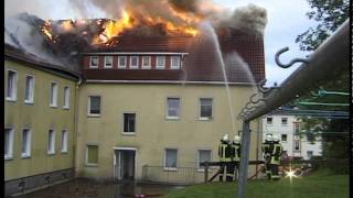 Einsatz Großbrand in Schneeberg Glück auf Straße [upl. by Ario]