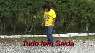 Zezinho Barros  Tudo Tem Saída Clipe Oficial [upl. by Etyak59]