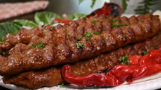 وصفة كباب أضنة التركية مطبوخة بأفضل وألذ طريقه Turkish Adana Kebab cooked in the best way [upl. by Anaugal]