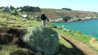 Douarnenez Cap Sizun  Bienvenue en Finistère  vidéo Tébéo  Bretagne [upl. by Ymor]