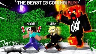 RUN FROM THE GIANT PRESTONPLAYZ IN MINECRAFT WITH MY WIFE MCPE [upl. by Arrek]