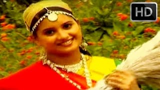 Oru Poo Thannal  Malayalam Mappila Album  Muthu Habeebi Monjathi  Thajudheen [upl. by Latouche]