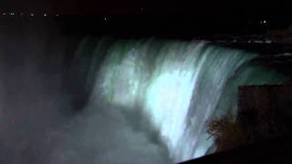 Wasserfall Niagara bei Nachtwaterfall Niagara at night [upl. by Iphigeniah]