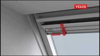 VELUX Jalousie  einfache Montage [upl. by Rois]