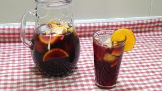 Receta fácil para preparar una Sangria muy refrescante y deliciosa [upl. by Ttenaj481]