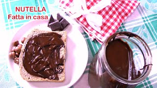 NUTELLA FATTA IN CASA LIGHT Buona e Dietetica quotCarlitellaquot  Carlitadolce  How to Make Nutella [upl. by Samid]