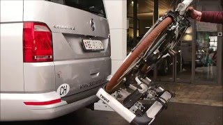 Calicapch Funktion Heckauszug VW T5T6 mit Thule Fahrradträger [upl. by Zilla]