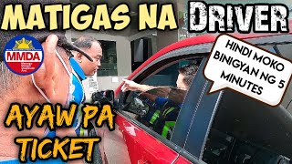 Driver ng kotseng pula nakipagmatigasan ayaw pa ticket  TSFO MMDA  Metro Manila Update [upl. by Atinad]