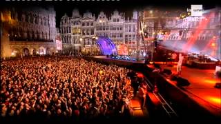 Stromae Live BruxellesGrande Place 27 septembre 2013 [upl. by Lounge]