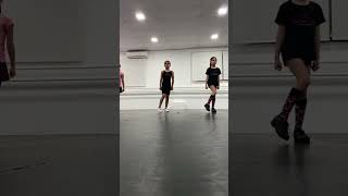 Aulas de sapateado para iniciantes malupanchorra ballet maluzinha sapateado [upl. by Arber]