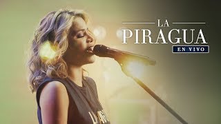 Adriana Lucía  La Piragua En Vivo [upl. by Lipps]