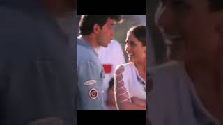 Mujhse Dosti Karoge  Full Title Song  Hrithik Roshan Kareena Kapoor  Rani Mukerji [upl. by Alaaj423]