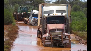 RESCATE 20 CAMIONES Atascados en BARRO por una Grúa Tractor Rescuing TRUCK STUCK IN MUD [upl. by Yesnikcm]