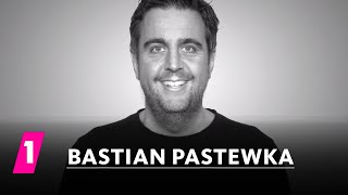 Bastian Pastewka im 1LIVE Fragenhagel  1LIVE [upl. by Rettuc]