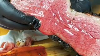 Bloody Steak Itsot blood its MYOGLOBIN [upl. by Edyaw313]