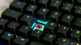 Corsair K70 RGB  Mechanische Tastatur mit CherryMXRGBSchaltern [upl. by Zurc]