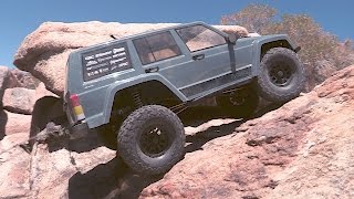 Axial AX90047 SCX10™ II 2000 Jeep® Cherokee 110th Scale Electric 4WD – RTR [upl. by Nelle]