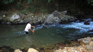 Menjala ikan sungai  CATCHING FISH WITH NETS [upl. by Wise]