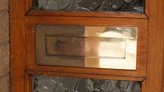 How to clean a Tarnished Brass Letterplate [upl. by Edahc]