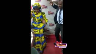 Nana Konadu and Lexis Bill dance to Ofori Amponsah’s hit song ‘Emmanuella’ [upl. by Linetta]