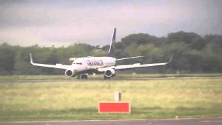 Ryanair landing at Treviso Airport [upl. by Renard]