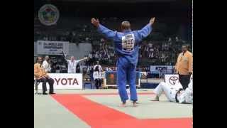 JUDO 2005 World Championships Dennis van der Geest NED  Tamerlan Tmenov RUS [upl. by Gabor]