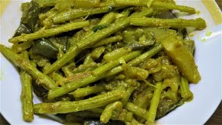 সাজনা এবং মিস্টি আলু দিয়ে চ্যাপা শুঁটকি । Shajna and Sweet potato with Chepa Shutki [upl. by Gagnon241]