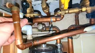 How to Top up the pressure on Ariston Clas HE Evo Combi Boiler  Low Water Pressure Fault Code 108 [upl. by Peper]