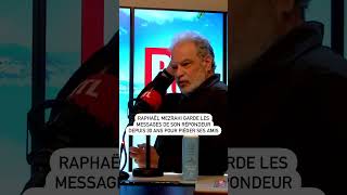 Raphaël Mezrahi garde les messages de son répondeur téléphonique depuis 30 ans pour piéger ses amis [upl. by Elleirda387]