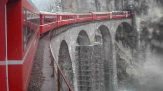 Landwasser Viadukt Rhätische Bahn [upl. by Falito]