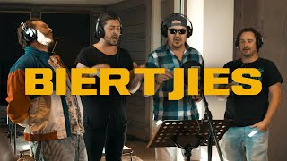 Corne Pretorius amp Die Heuwels Fantasties  Biertjies feat Ampie [upl. by Beker544]