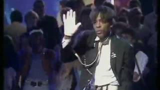 Shalamar  A night to remember  Live  TOTP 1982 [upl. by Ellenehs]