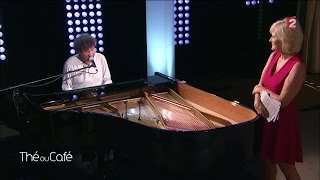 Lindberg amp Je reviendrai à Montréal  Live Robert Charlebois  Thé ou Café11092016 [upl. by Runck]