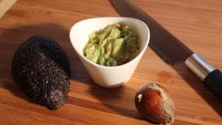 Guacamole selbst gemacht Schnelles Rezept [upl. by Hugh944]