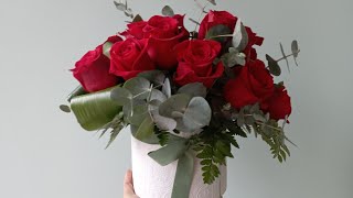 Tutoriales y tips de floristería para principiantes Arreglo floral con rosas rojas San Valentín🌹🌹🌹 [upl. by Suivatra]