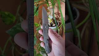 Kizer Agressor A super fidgety front flipper kizerknives edc shorts postmalone [upl. by Annawot]