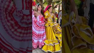 La reina del Carnaval de Barranquilla 2024 Melissa Cure llega a su palacio real [upl. by Samella320]