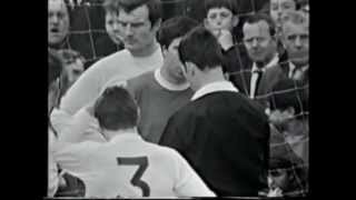 196869 Arsenal v Leeds United  Gary Sprake punches Bobby Gould [upl. by Hendrix]