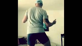 hombre bailando el pibe 😎 bailarin tendencias viralvideo viralvideoshorts [upl. by Eemaj563]