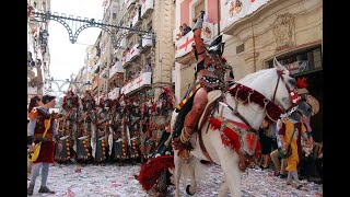 Fiesta y desfile Moros y Cristianos Alcoy 2023 en Alicante [upl. by Dnalloh]