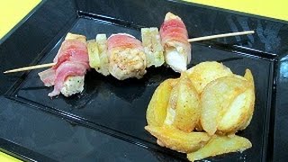 Brochetas de pollo con beicon y piña [upl. by Neddra]