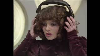 Sarah Sutton as quotNyssaquot wears giant earmuff headphones in Dr Who The Visitation pt 4 HD UPSCALE [upl. by Rebmaed]