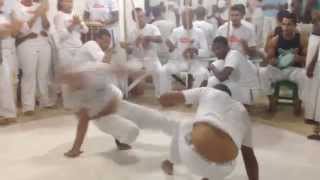 Capoeira Idalina  Professor Elástico alguns jogos em 2014 [upl. by Nyrroc622]