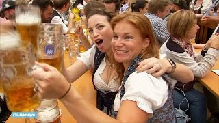 Jetzt geht’s los zo genieten de bezoekers van Oktoberfest  RTL NIEUWS [upl. by Shirk]