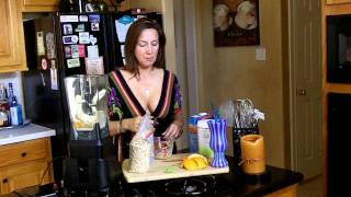 Belly Fat Be Gone ORANGE and Banana Smoothie with getskinnywithjenny [upl. by Hummel]