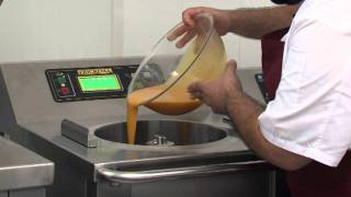 Pasteurizer Fricrema making pastry cream [upl. by Neysa]