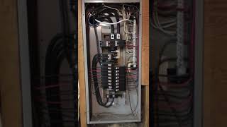 How a split bus electric panel works [upl. by Stoughton]