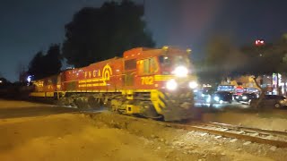 Ferrocarril Central Andino locomotoras EMD JT26CW2B 702 y EMD GR12 801 cruzando veloz [upl. by Adlare]