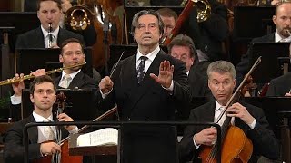 Wien 5 Neujahrskonzert von Maestro Muti  Deutscher dirigiert 2019 [upl. by Akirat33]